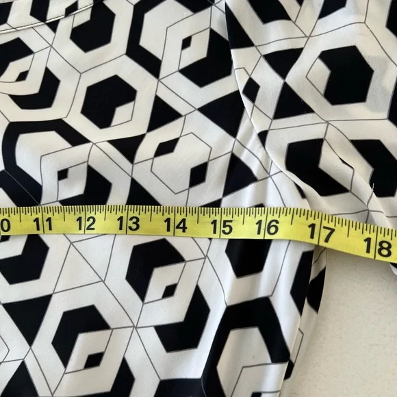 DVF Iconic Silk Wrap Midi Dress Chain Print Luxe 4 - Picture 10 of 15